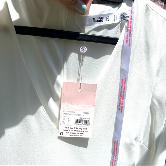 NWT Missguided Tiered Smock Dress - Picture 3 of 6